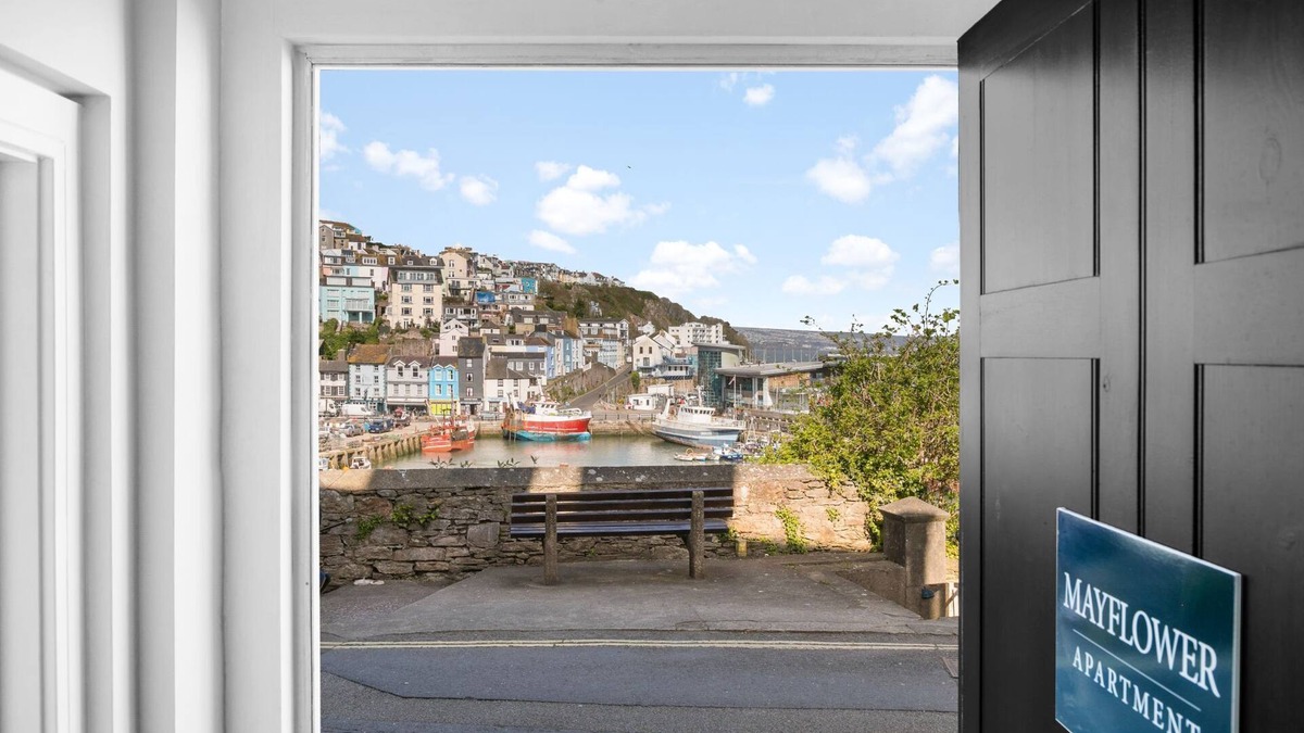 Brixham Apartment | Mayflower, Maritime Suites