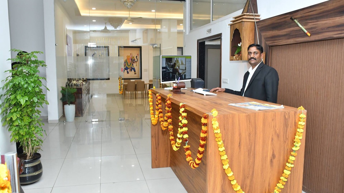 Udaipurwati Hotel | Mayoor Hotel