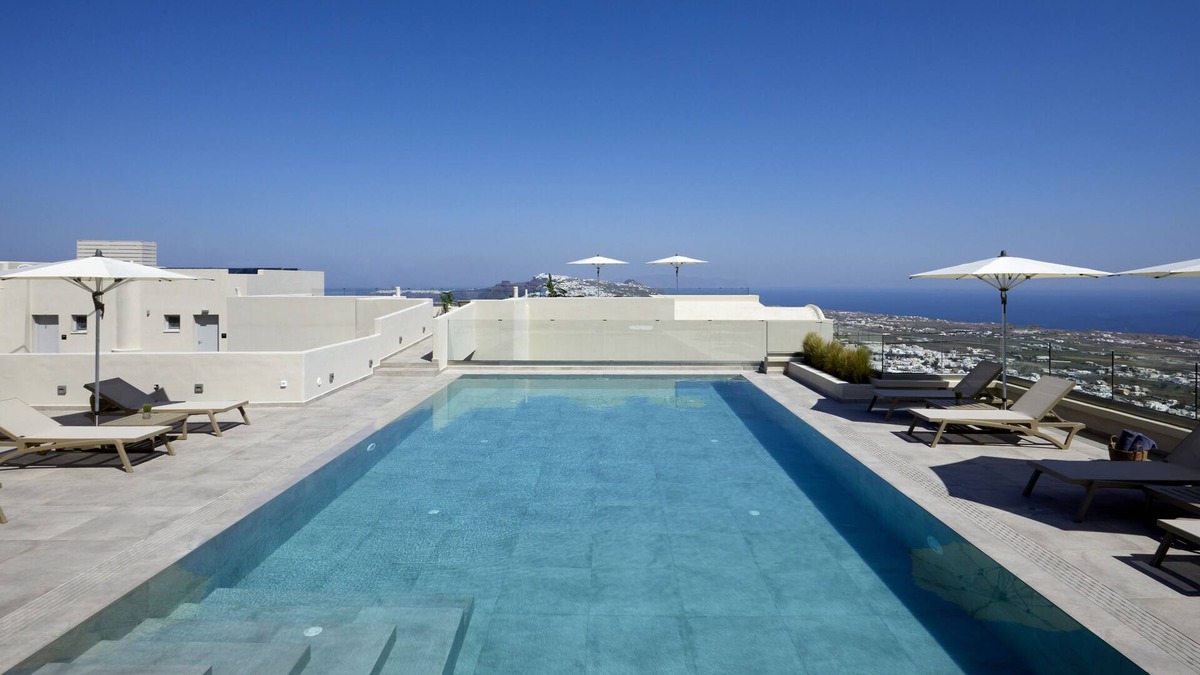 Pyrgos Hotel | Mayu Suites
