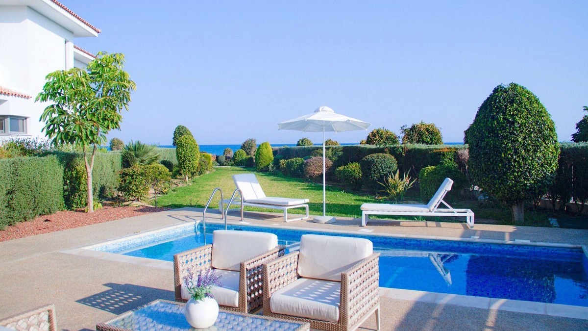 Mazotos Villa | Mazatos Beachfront Gardens | Villa with Garden View and Private Pool| Stunning.