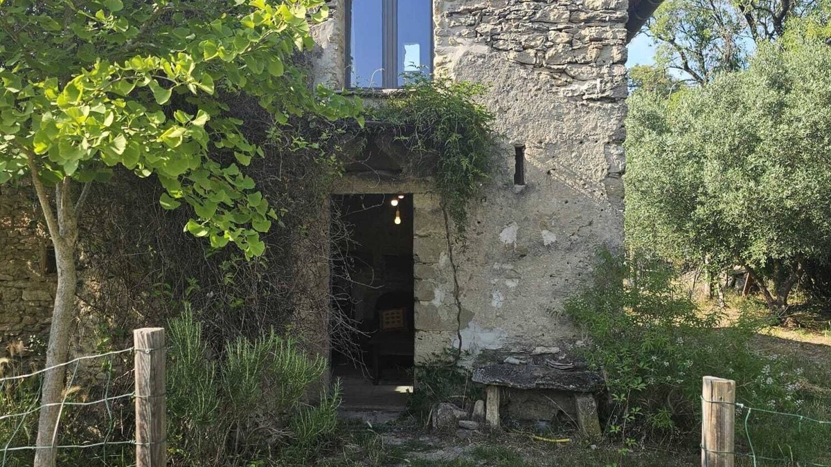Montaren-et-Saint-Mediers House | Mazet at Clos d'Uzes Farm