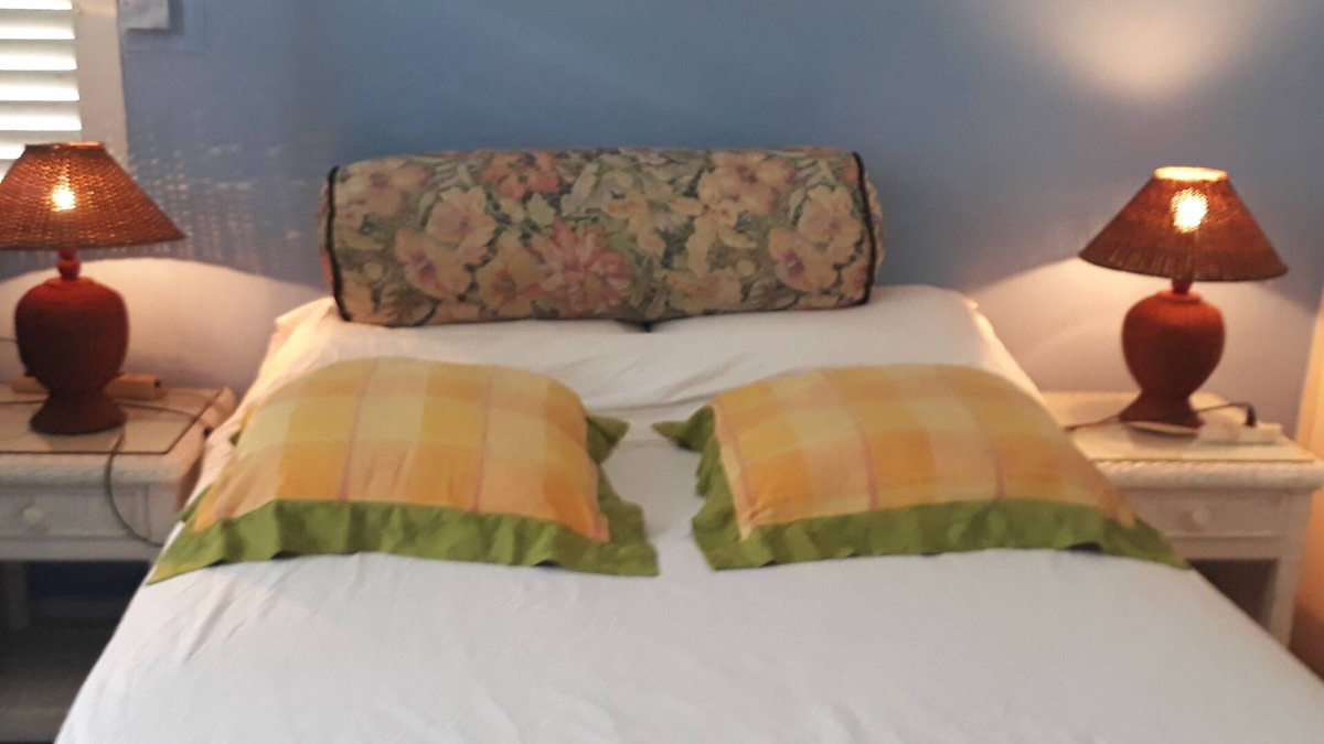 Saint Matthias House | mazle tov. welcome to my house an artists retreat and antiques shop.