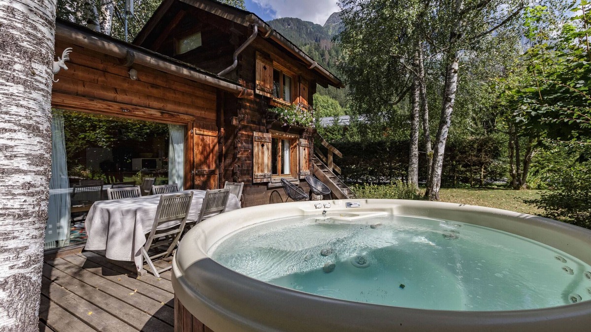Les Tines Cabin | Mazot Les Tines, with hot tub