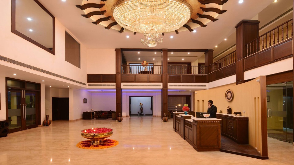 Moradabad Hotel | MB Greens Clarks Inn Moradabad