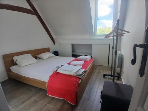 Herouville-Saint-Clair Apartment | Mbine Senghore