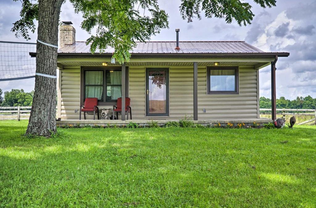 McArthur House | McArthur Cabin Peaceful Getaway on Farm!