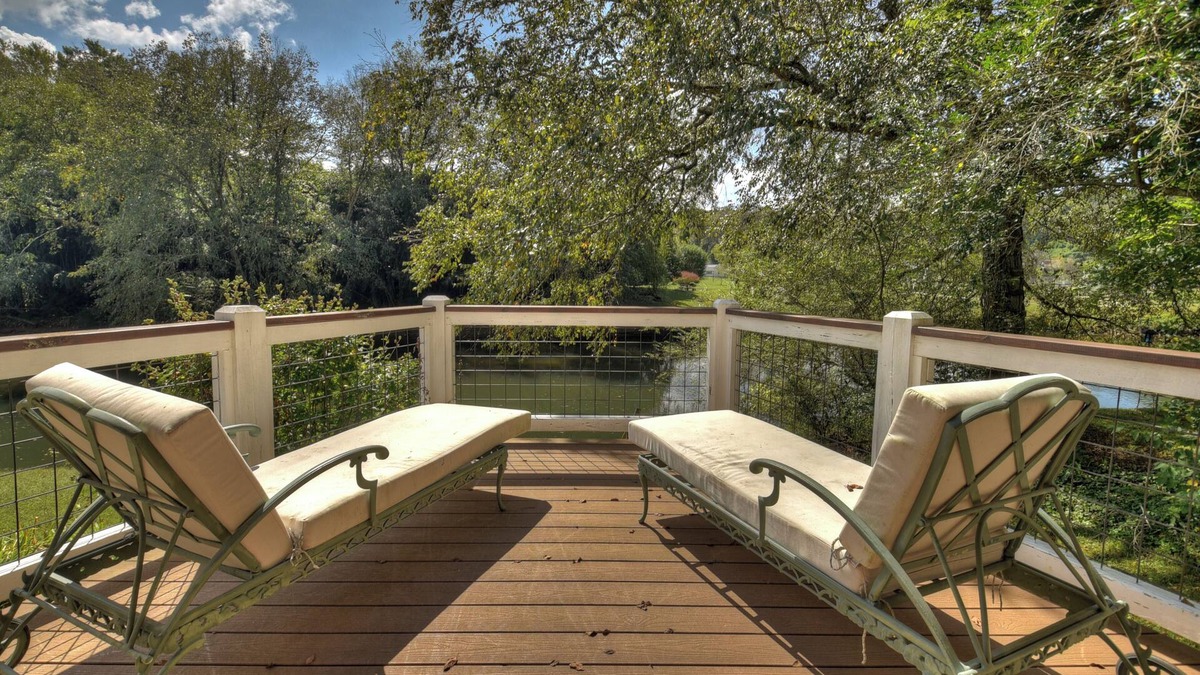 Williamstown House | McCaysville River House| Fish from Cabin | Outdoor Fireplace |