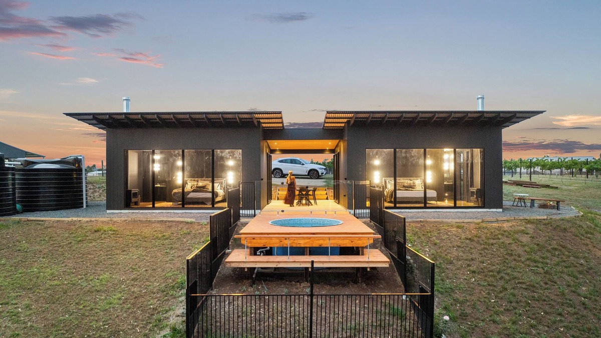 Moffatdale Apartment | McGill Vineyard Moffatdale