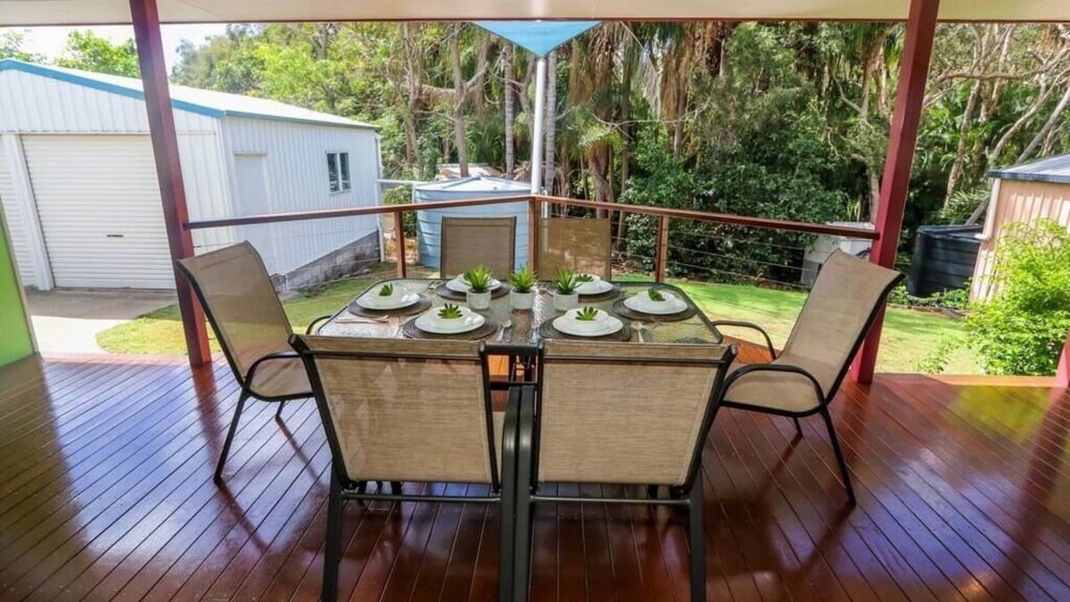 Agnes Water Apartment | McLeods - Three-Bedroom, Pet-Friendly Coastal Escape in Central Agnes Water