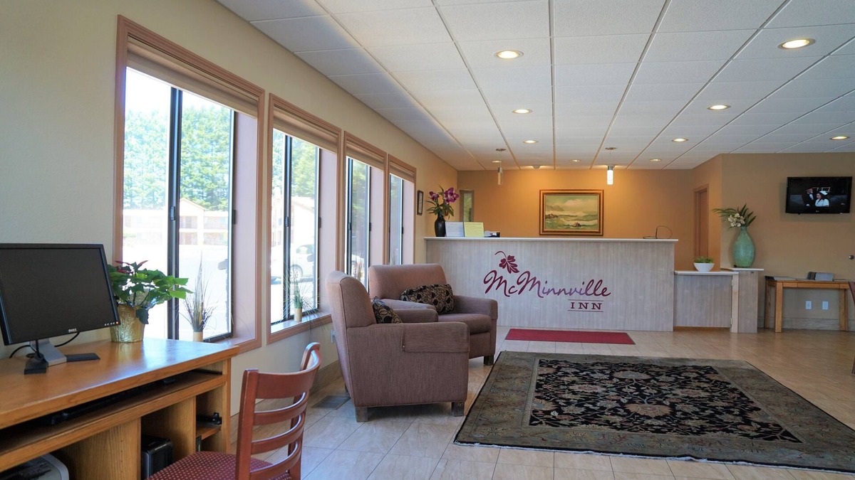 McMinnville Hotel | McMinnville Inn