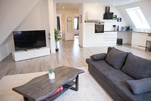 Brake Apartment | ME LIVING Ferienwohnung Loft Lemgo Brake