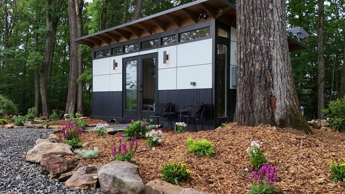 Mt Lookout Villa | Meadow River Cliff House