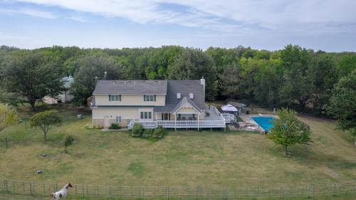 Greenwich House | Meadowlark Creek-fishing, Pool, Nature
