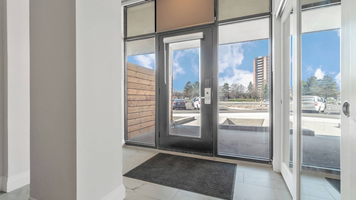 Dean Park Apartment | Meadowvale Apartment Hotel