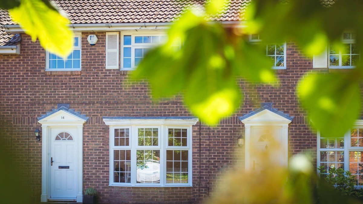Eastbourne House | Meads Haven - tranquil holiday hideaway