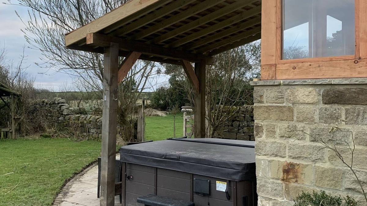 Ripley Other | Meagill farmhouse hot tub Sauna 6 bedroom