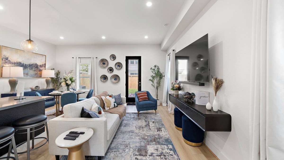 OST - South Union House | Med Center Retreat Near Downtown | Games WiFi Desk
