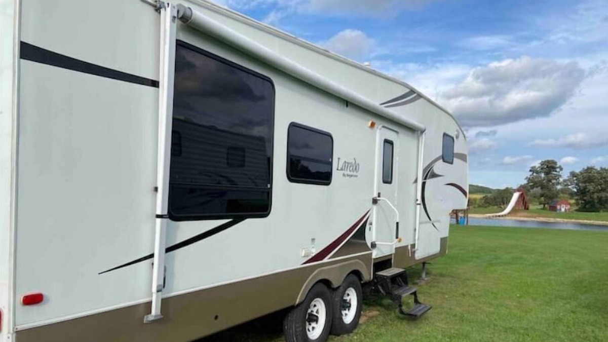 Whitehall House | MED Park Campground Laredo