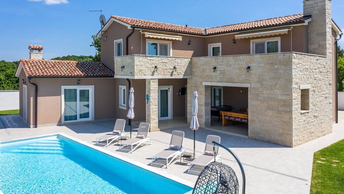 Kruncici Villa | Medaki no Villa Medaki