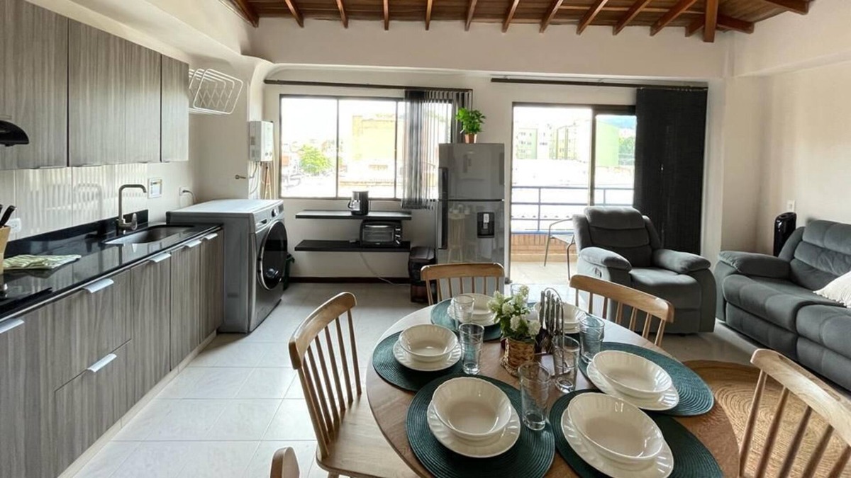 Belen Apartment | Medellin centrally located oasis
