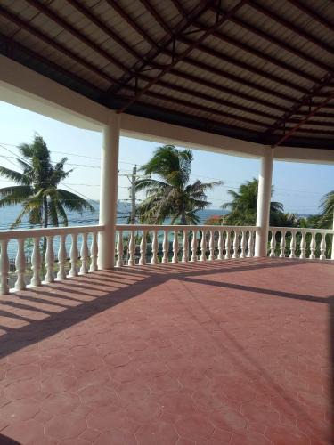 Medellin Bed & Breakfast | Medellin Seaview Inn
