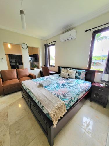Mendoyo Apartment | Medewi Manor