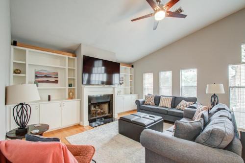 Willow Meadows/Willowbend Area House | Medical Center Spring Special 1 Mile to NRG 3BR Fast Wifi