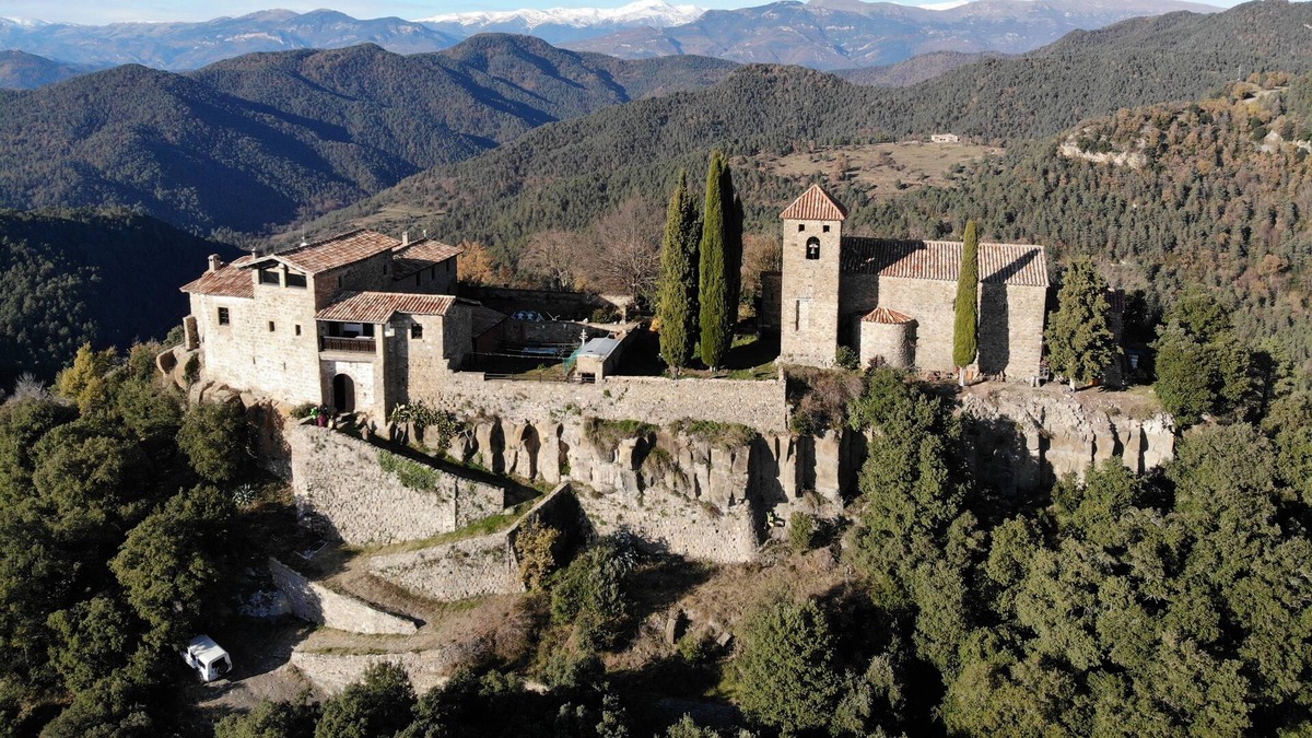 Llaes Other | Medieval castle of the 10th century - Apartment La Torre