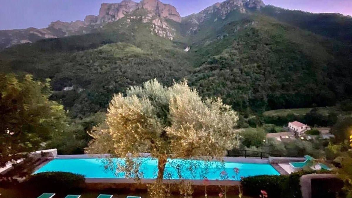 Castelbianco House | Medieval Mountain Oasis with a Private Garden and incredible mountain view
