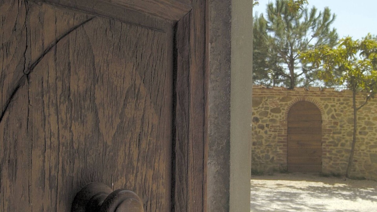 Vinci House | Medieval stone villa 17 bedrooms with pool in Vinci -Florence tophill position