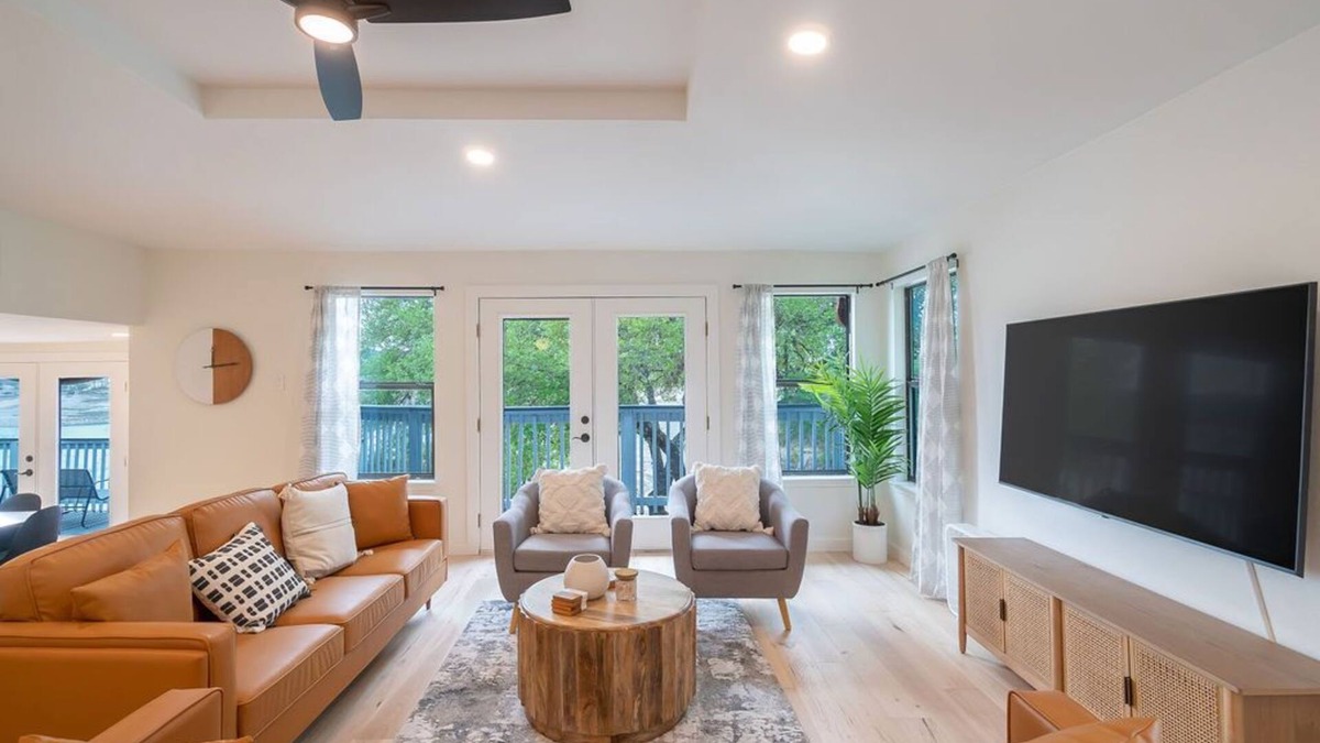 Lakehills House | Medina Vista