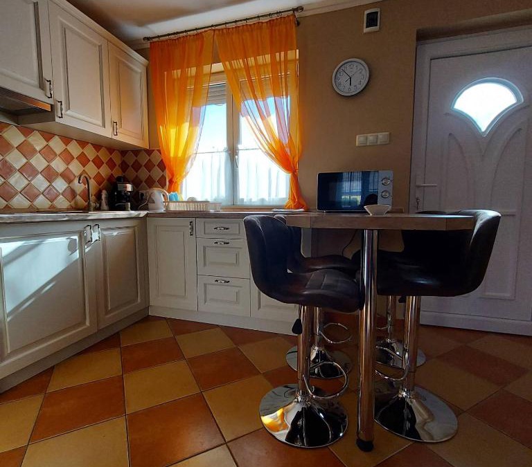Nagyatad Apartment | Mediterrán Vendégház