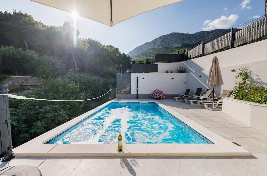 Solin Apartment | Mediterranea private pool apartment