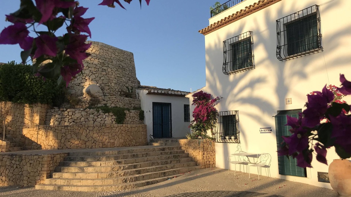 Altea Cottage | Mediterranean House in old quarter of Altea, Spain. Spectacular terrace