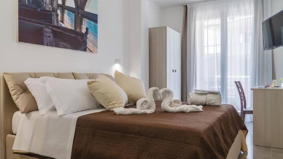 Pachino Bed & Breakfast | Mediterraneo Palace