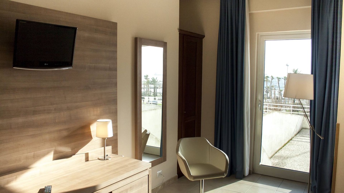 Civitavecchia Hotel | Mediterraneo Suisse