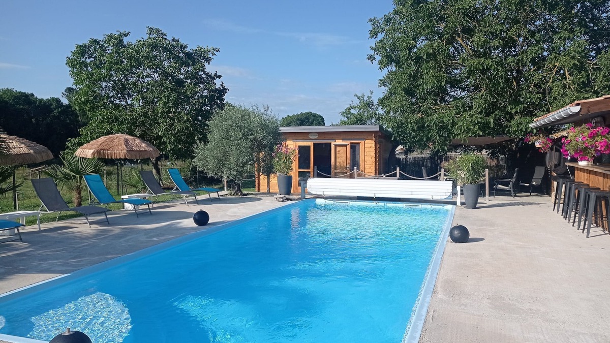 Gaillan-en-Medoc House | MEDOCAINE HOUSE WITH SALT HEATED POOL 15 mins FROM THE OCEAN