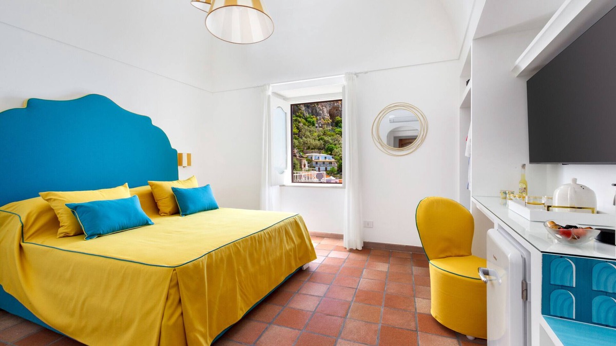 Liparlati Bed & Breakfast | Medusa Room