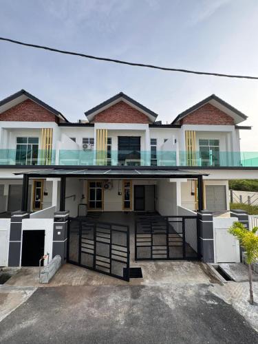 Solok Baharu House | Meera Homestay