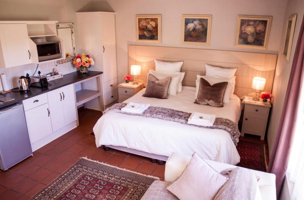Nieu-Bethesda Apartment | Meerkat Self-catering