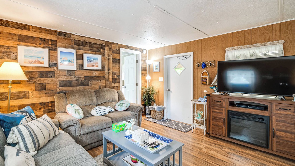 Homosassa House | Meet Manatees! Home 3 Mi to Homosassa Wildlife SP