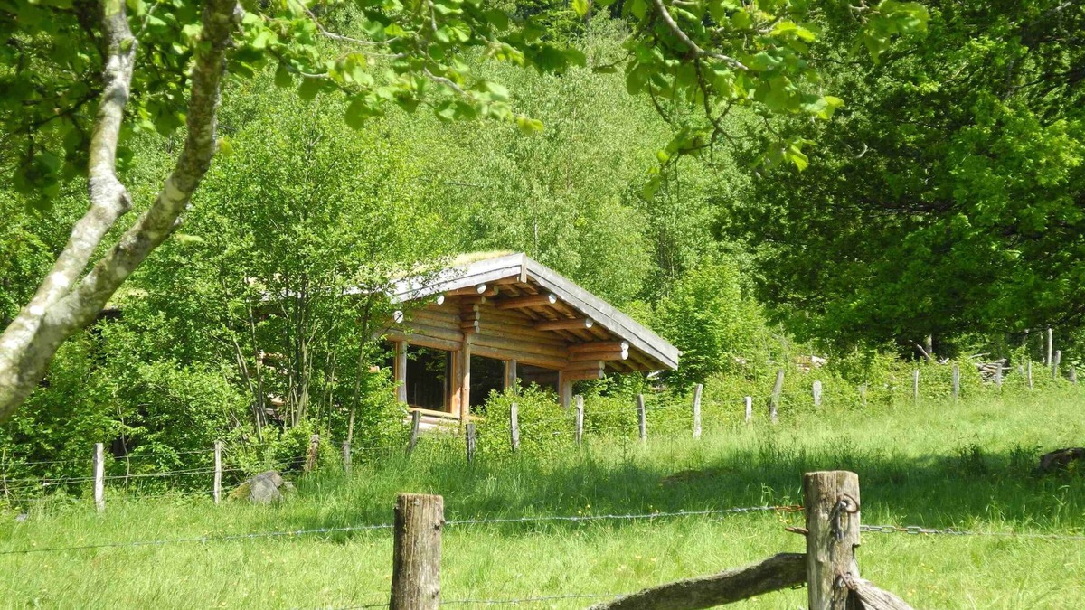 Tendon Ski Chalet | Meet with unusual… you will experience a change of scene! Private spa jacuzzi.