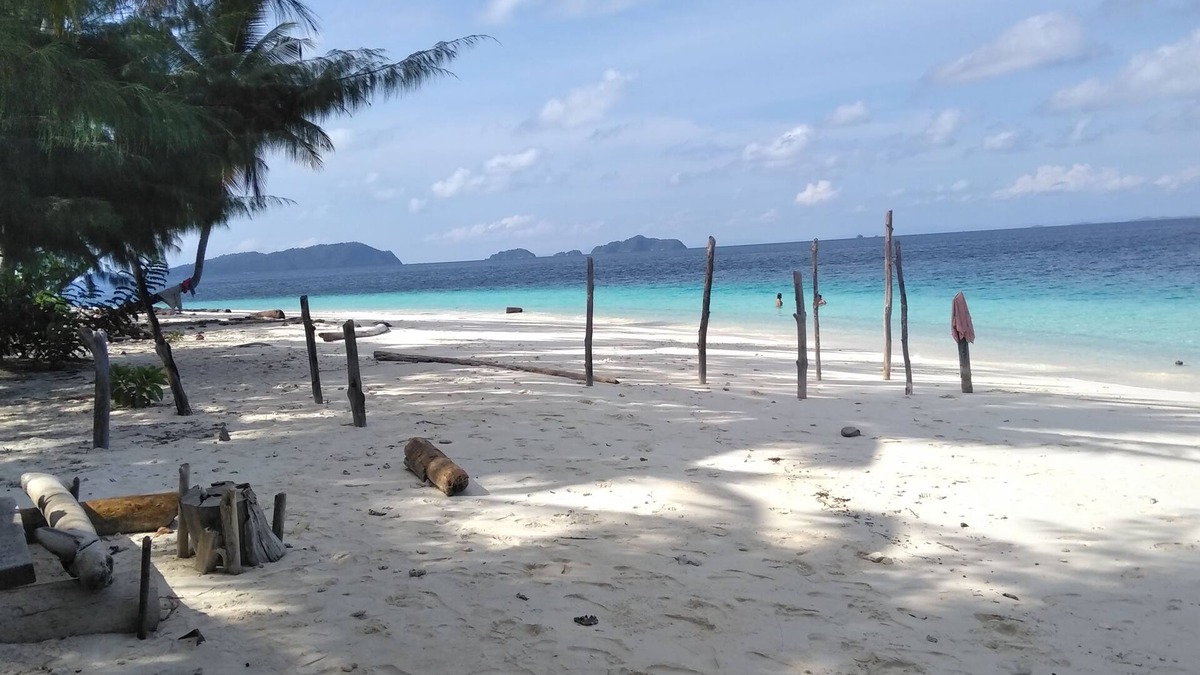 Pulau Fam House | Mefiyai Homestay