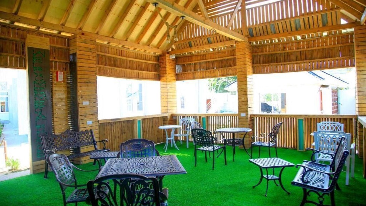 Dar es Salaam Bed & Breakfast | MEGA Lodge 11
