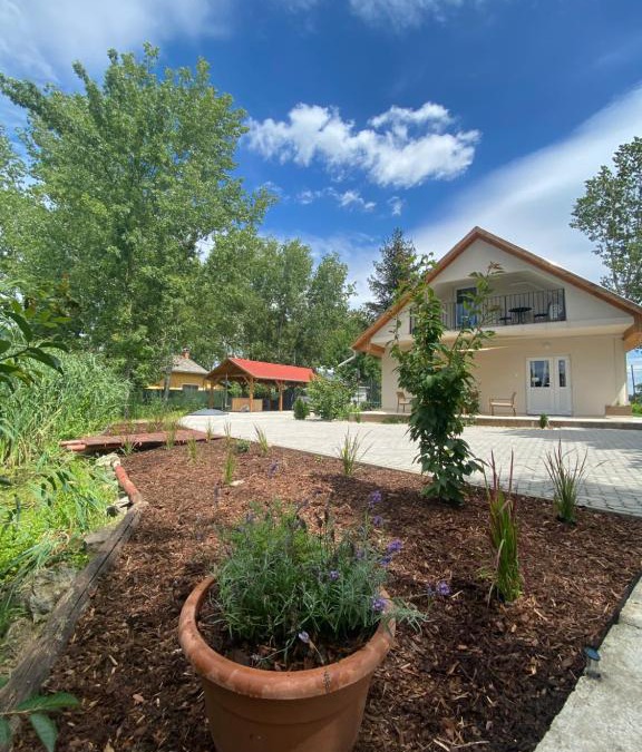 Tarcal House | Megnyugtat-LAK Vendégház