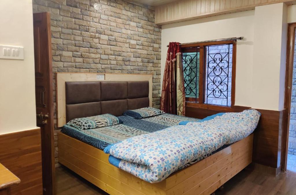 Shimla House | Mehdudia Guest House