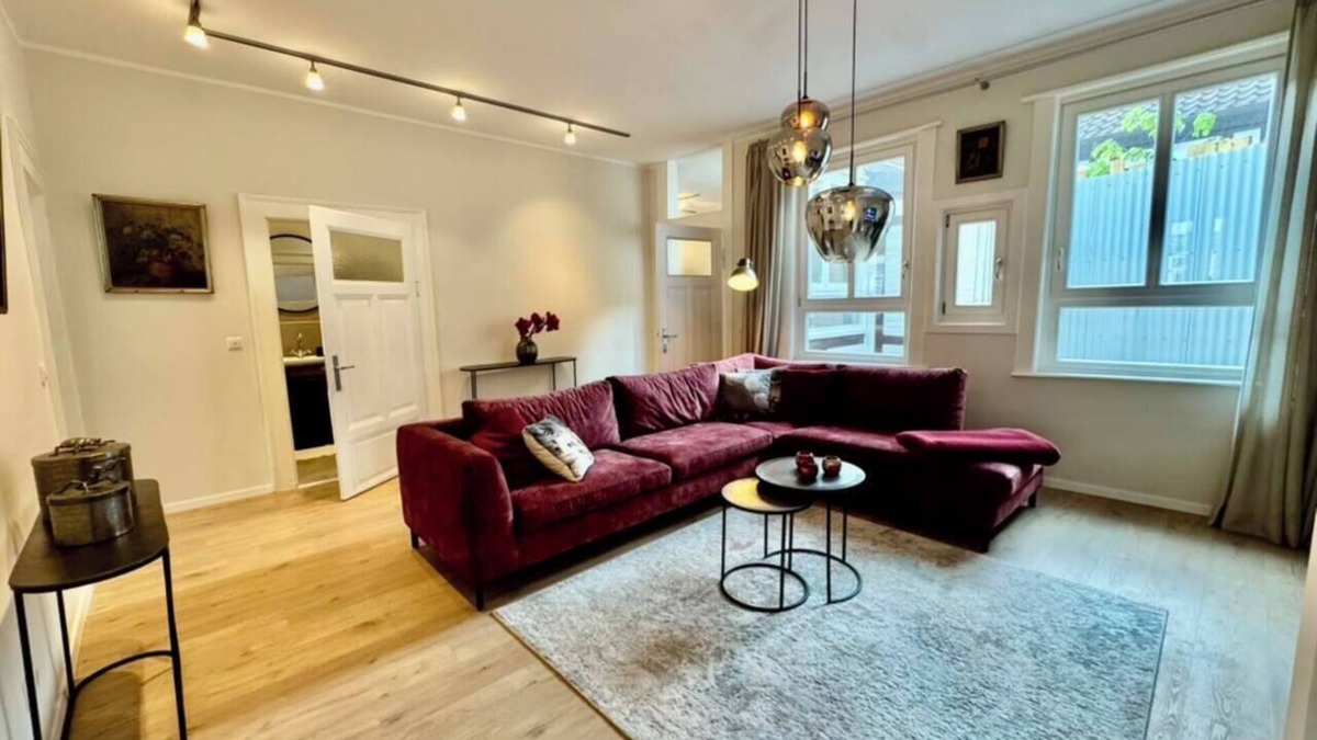 Celle Apartment | MEL&BENS Balcony Suite | Old Town | Parking Option