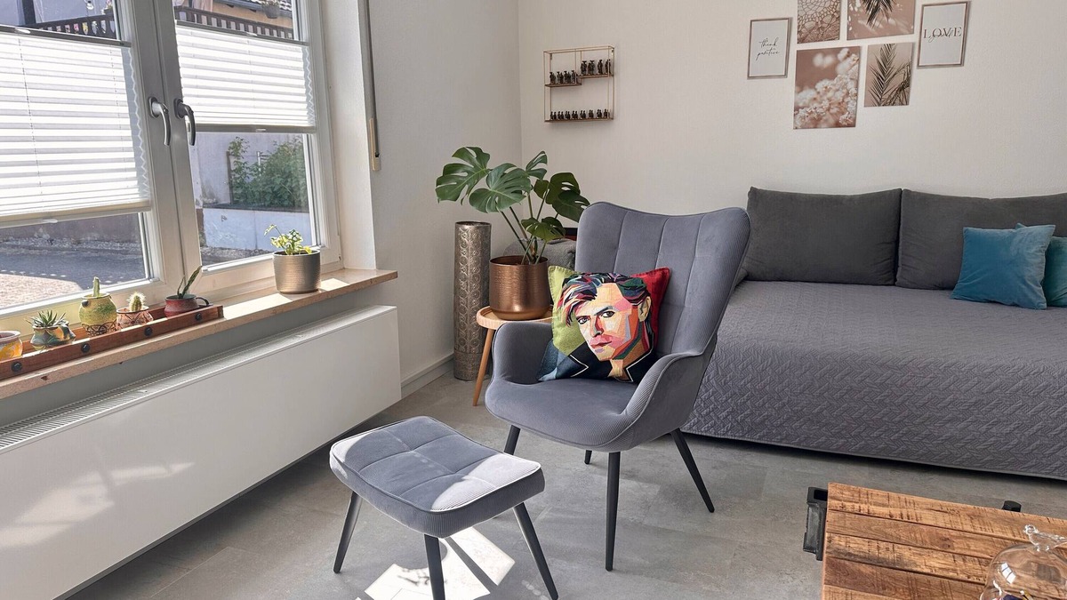 Burgsinn Apartment | Melanie's Apartment with Balcony and Wi-Fi