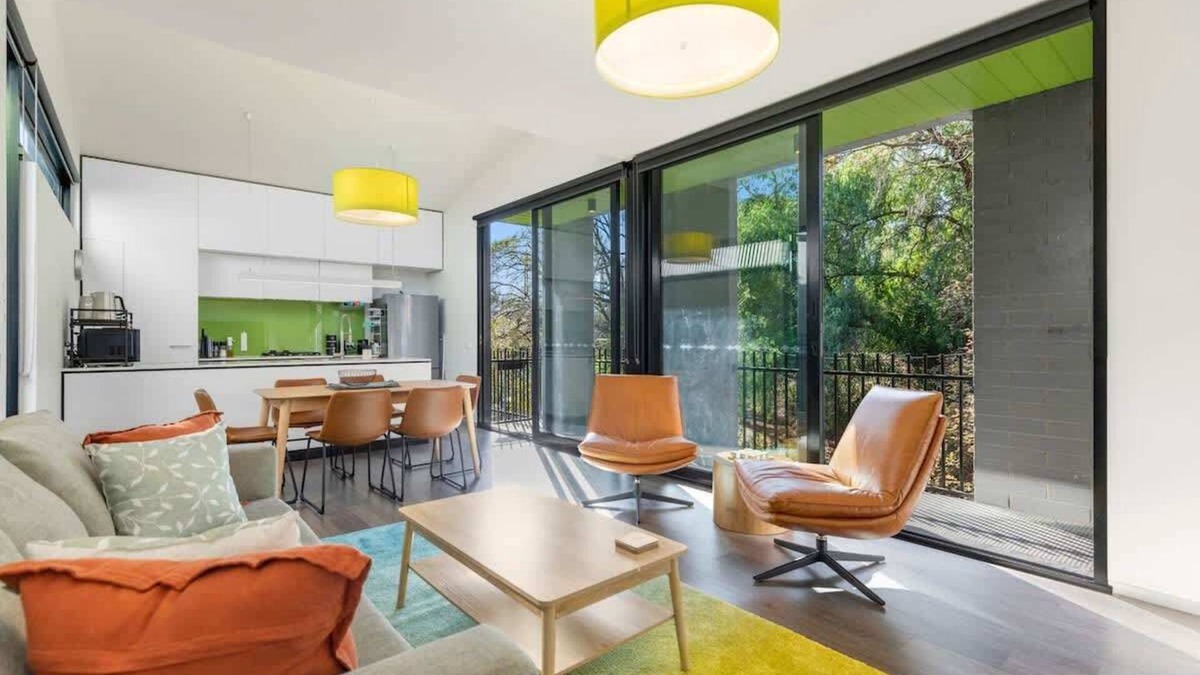 Richmond North Apartment | Melbourne getaway in central Richmond