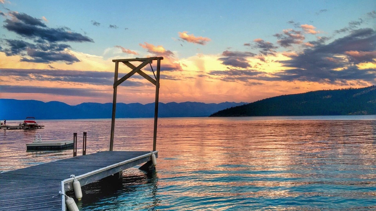 Northwest Montana - Glacier National Park House | Mellow Cove Retreat! Private Dock and Outdoor Kitchen!